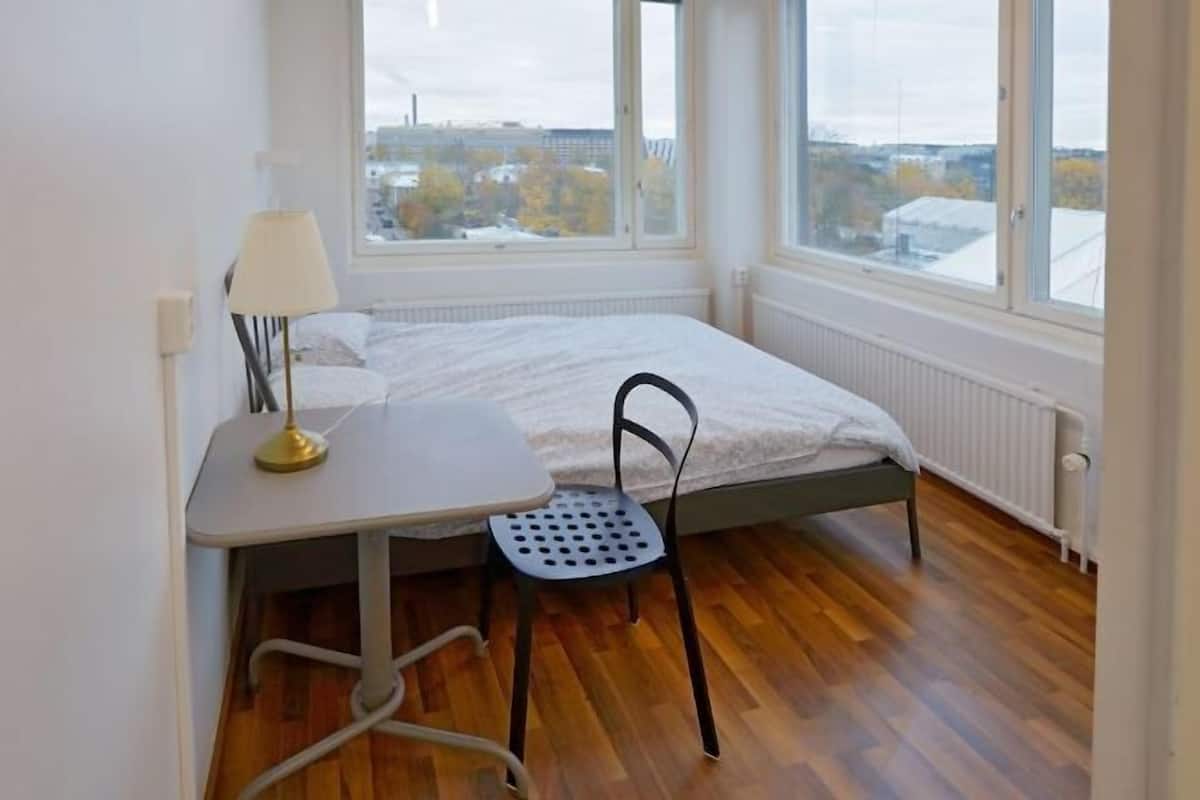 1 chambre, système d’insonorisation, accès au Wi-Fi (inclus)