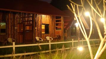 Garden Bungalow Double Room | Garden view
