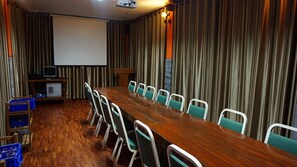 Karaoke room - Khun Mai Baan Suan Resort (Mae Ai)