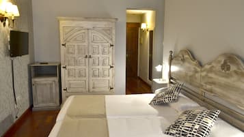 Chambre Standard Double ou avec lits jumeaux | Coffres-forts dans les chambres, décoration personnalisée