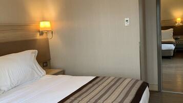 Family Room | Bathroom | Free toiletries, hair dryer, slippers, towels