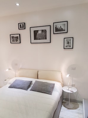 Hochwertige Bettwaren, Zimmersafe, Schreibtisch, schallisolierte Zimmer