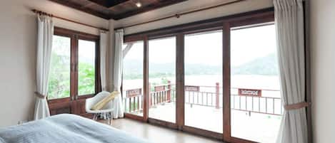 3 Bedrooms Pool Villa | Blackout drapes, cribs/infant beds, rollaway beds, free WiFi