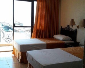 Bureau, draps fournis