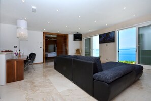 Luxury Villa, Multiple Bedrooms, Terrace, Ocean View | 8 bedrooms, desk, soundproofing, cribs/infant beds