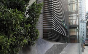 Property entrance - Colour Inn Shenzhen Dongmen Branch (Shenzhen)