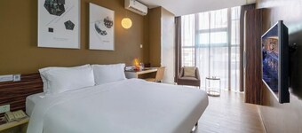 Colour Inn Shenzhen Dongmen Branch