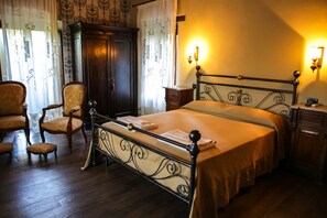 Suite | Premium bedding, desk, free cribs/infant beds - Le Colline del Gelso (Corigliano-Rossano)