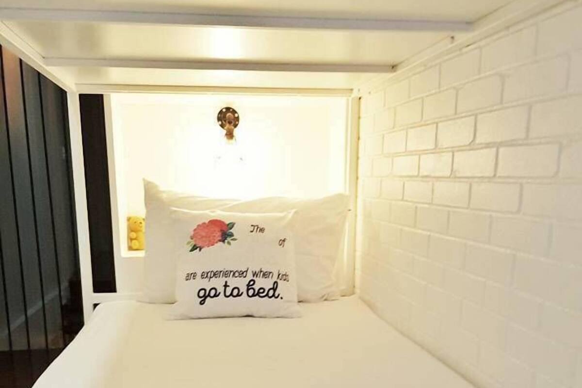 Bunk Bed Room | Skrivebord, skrivebord for bærbar PC og ekstrasenger (mot et tillegg)