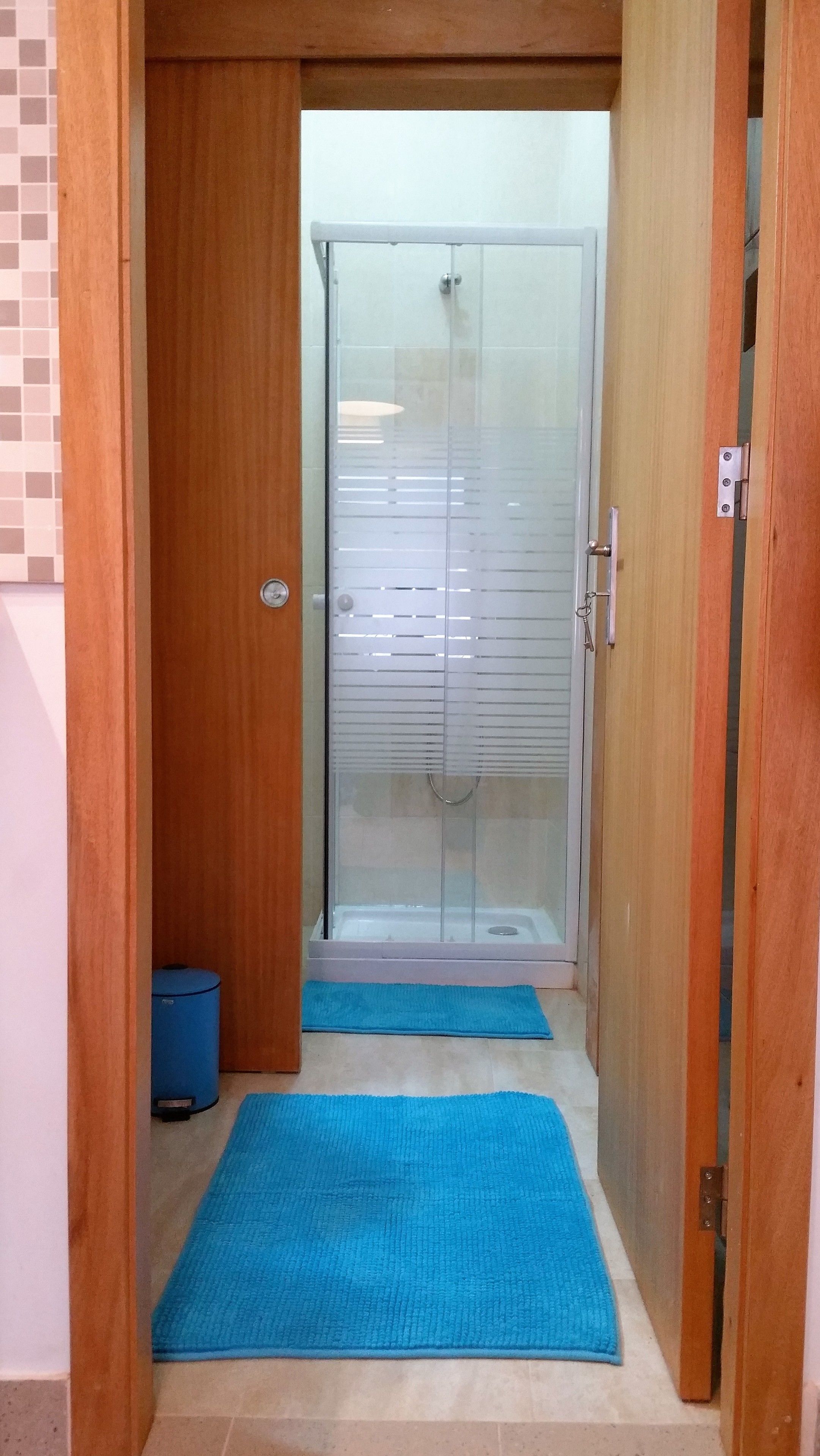 Studio (2) | Bathroom