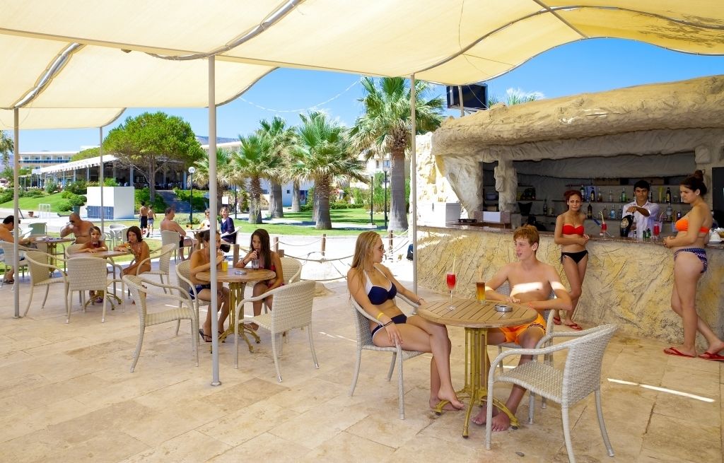 Bar (in der Unterkunft)