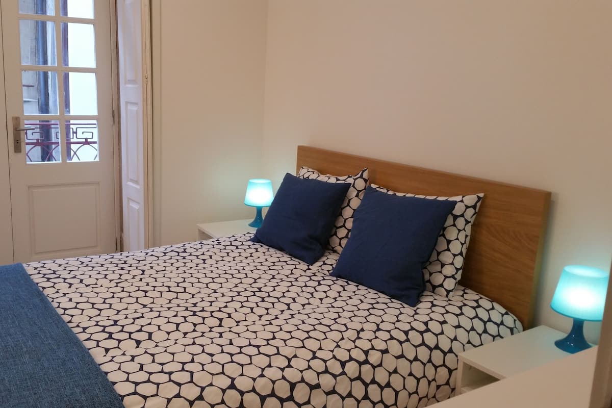 Apartment, 1 Bedroom | Blackout drapes, iron/ironing board, cribs/infant beds, rollaway beds