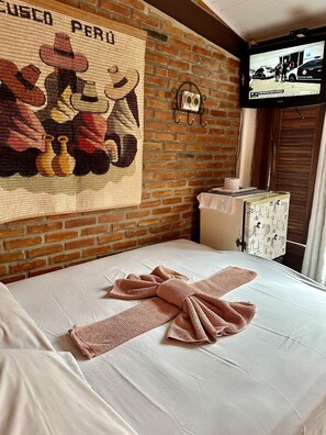 Economy Suite, 1 Double Bed, Courtyard View