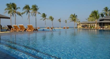 Bay Of Bengal Resort