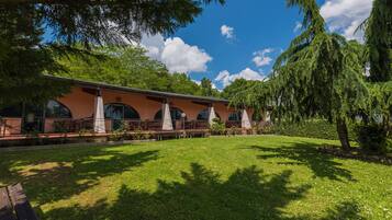 Strykejern/-brett, wi-fi (inkludert) og sengetøy