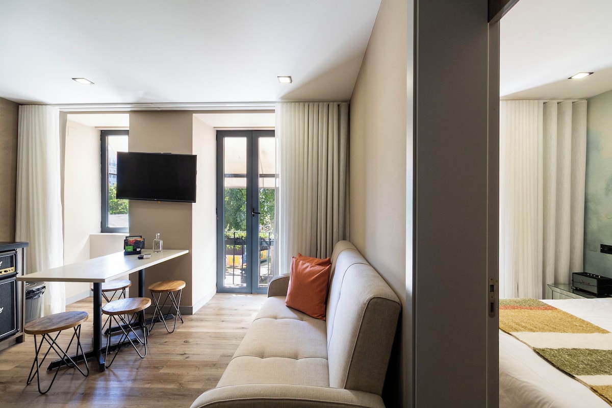 Appartement, 1 chambre | Coin séjour