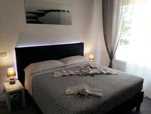 Basic Double or Twin Room | View from room - Hotel Panorama (Chianciano Terme)