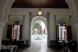 Café da manhã, almoço e jantar