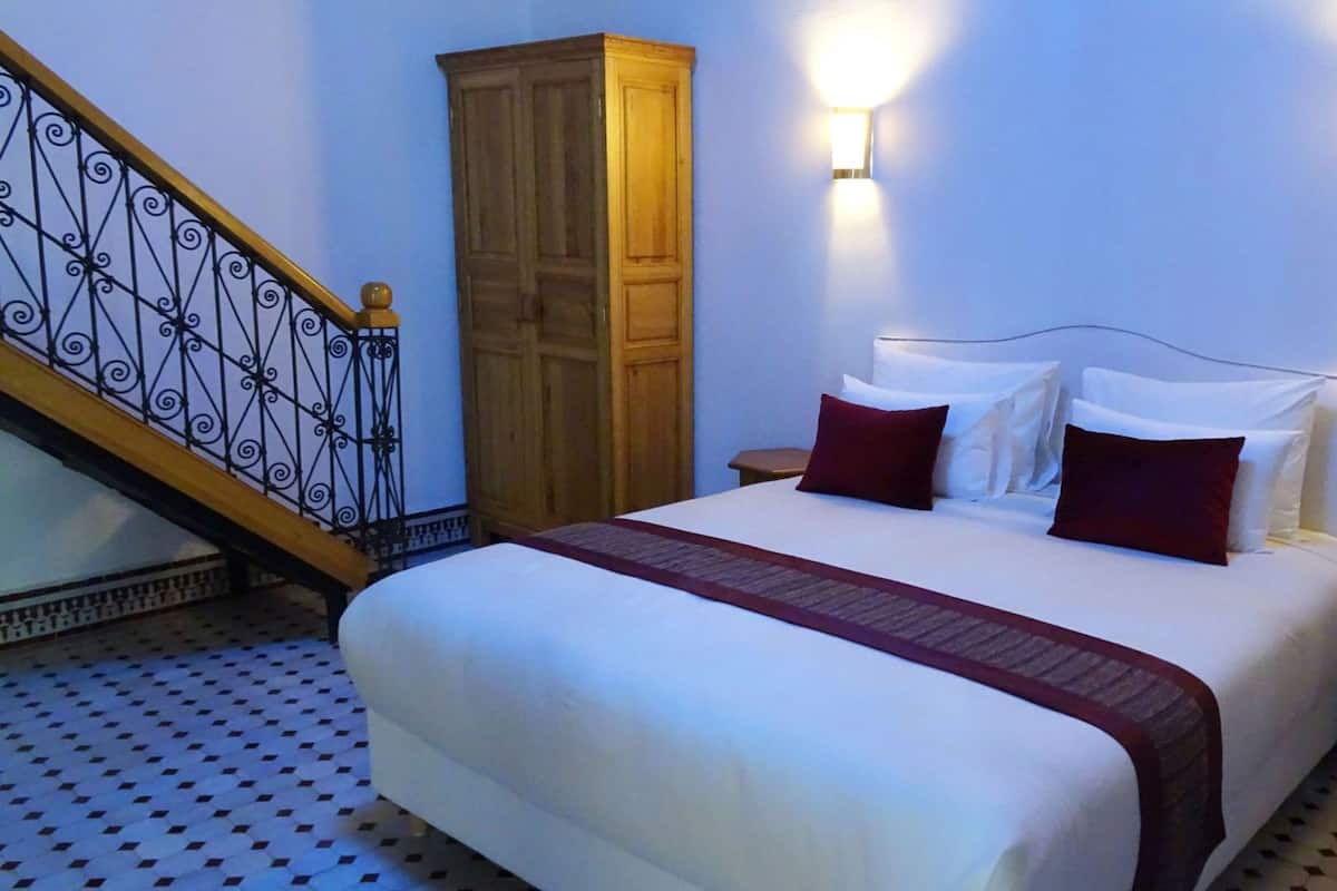 Premium bedding, pillowtop beds, minibar, in-room safe