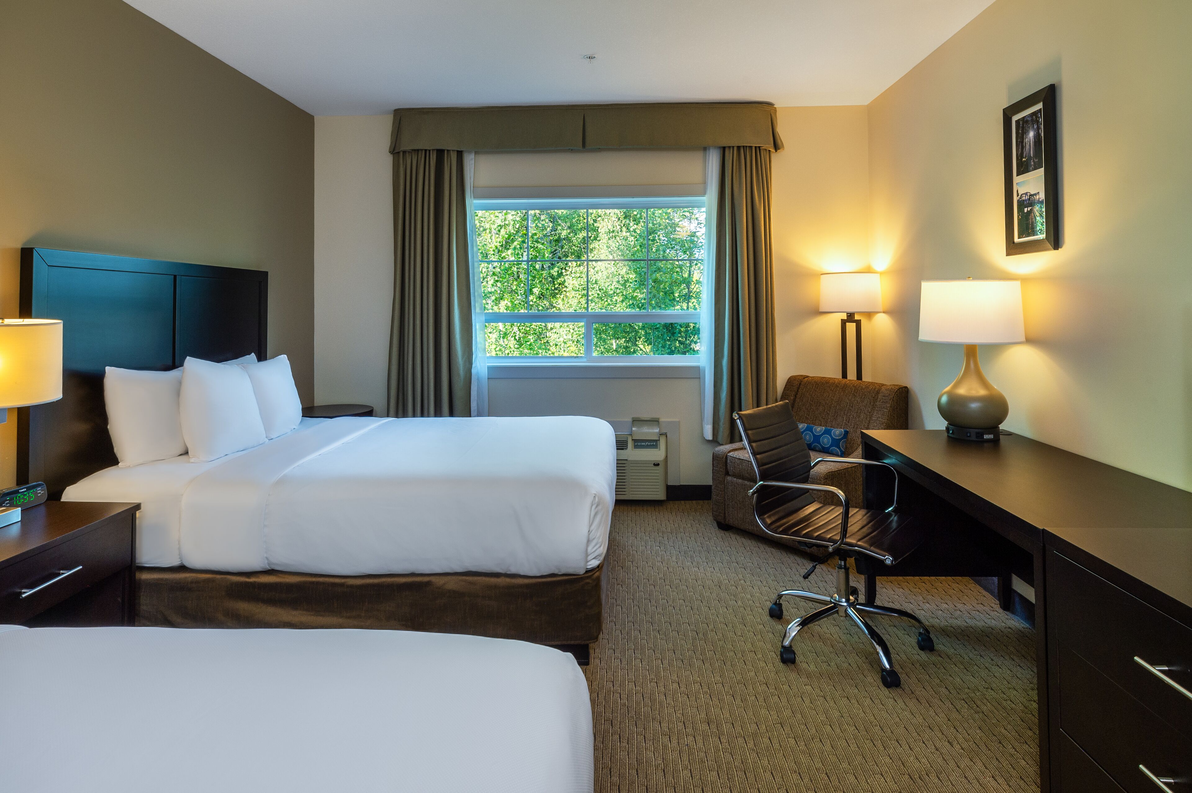 standard room, 2 queen beds, non smoking | pillow-top beds, individually furnished, desk, laptop workspace