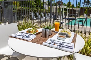 Daily cooked-to-order breakfast for a fee