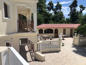 Exterior - Hotel Inoubliable (Cayes-Jacmel)