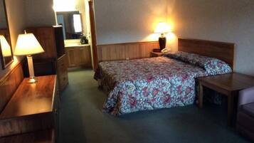 Habitación estándar, para no fumadores | Escritorio, camas extra, wifi gratis y ropa de cama