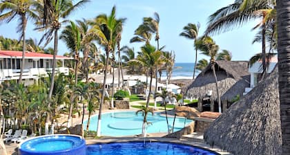 Mar Paraiso Queen