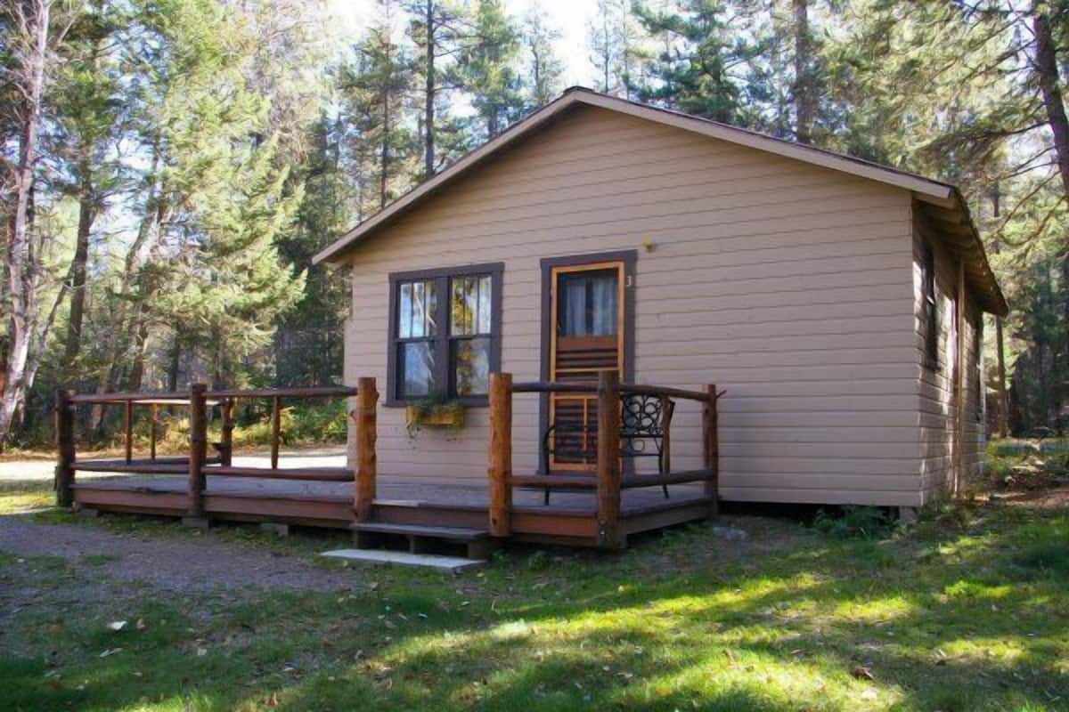 Cabin 3, 3 Bedrooms, Kitchen | ลานระเบียง/นอกชาน