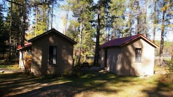 Cabin 7, 1 Double Bed, Refrigerator