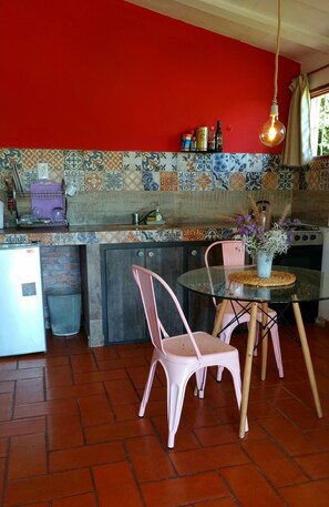 Basic Loft, 1 Bedroom | 1 bedroom, blackout drapes, free WiFi, bed sheets