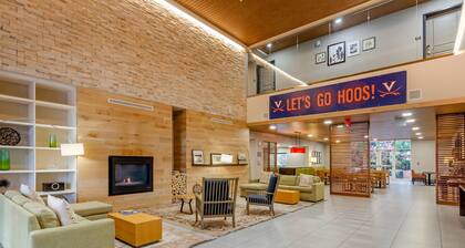 Country Inn & Suites by Radisson, Charlottesville-UVA, VA