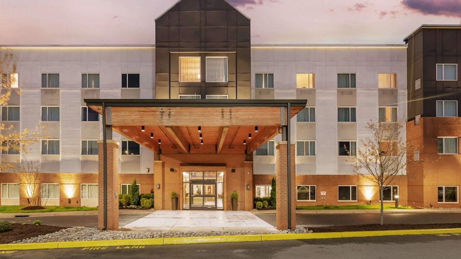 Country Inn & Suites by Radisson, Charlottesville-UVA, VA