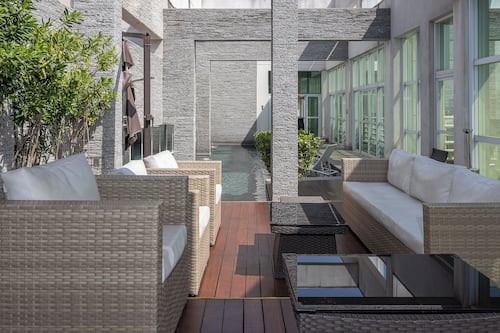 Outdoor pool, pool loungers