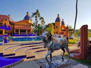 Front of property - Canadian Resorts Nuevo Vallarta (Nuevo Nayarit)