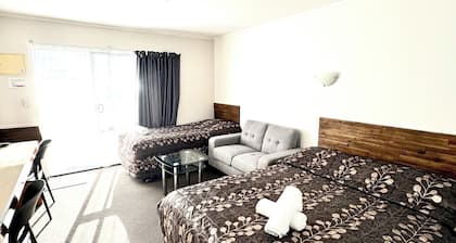 Papakura Pioneer Motor Lodge and Motel