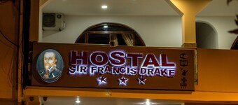 Hostal Sir Francis Drake