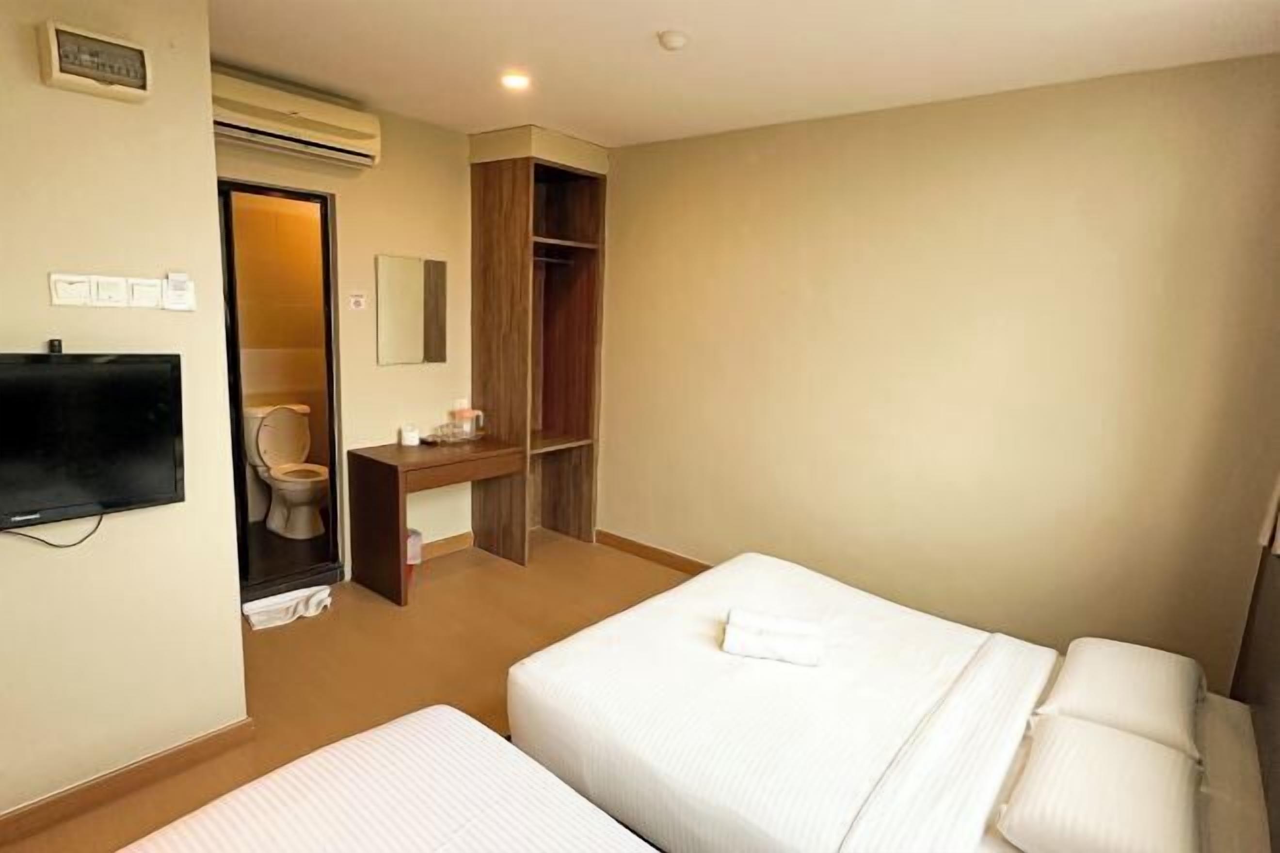 Desk, iron/ironing board, free WiFi, bed sheets