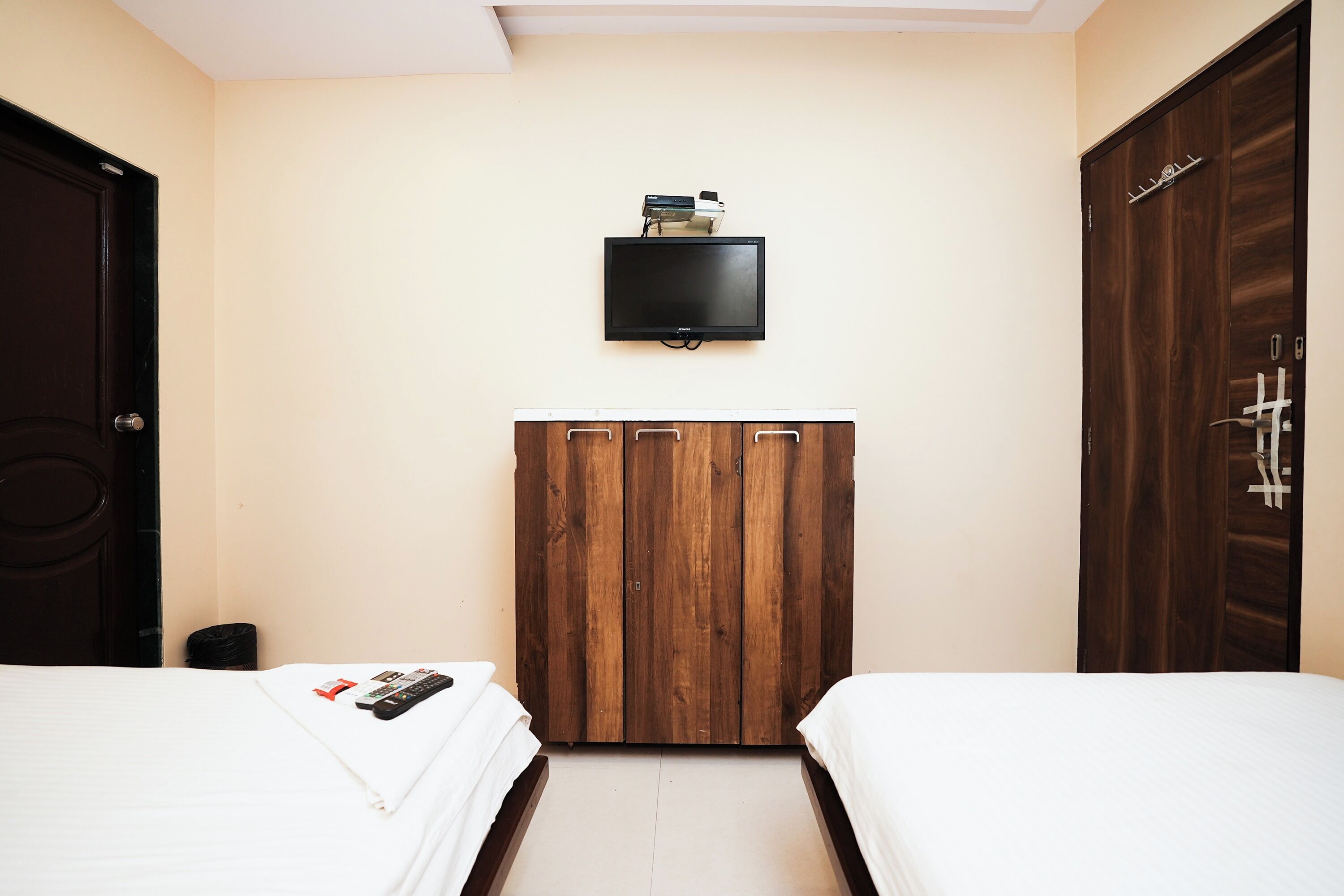 Photo - Collection O Airport Metro Andheri East