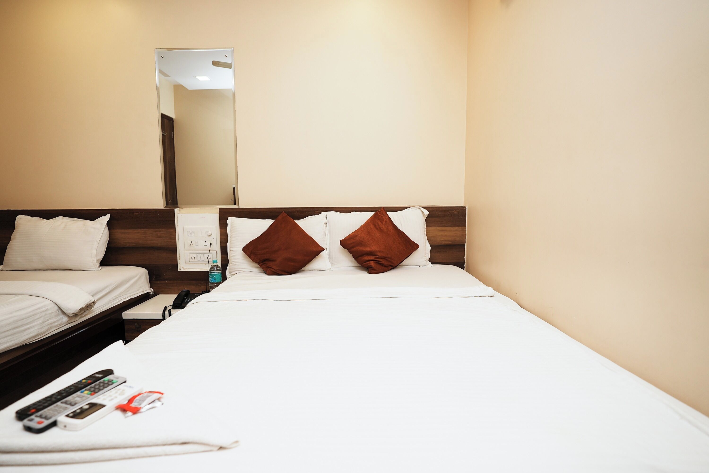 Photo - Collection O Airport Metro Andheri East