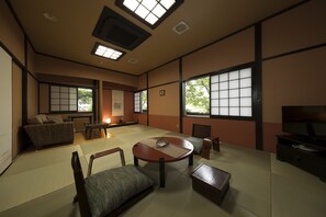 Free WiFi, bed sheets - Yufu Ryochiku (Yufu)