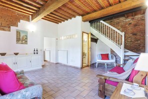 Superior Apartment, 2 Bedrooms | Living area - Borgo di Alica (Palaia)