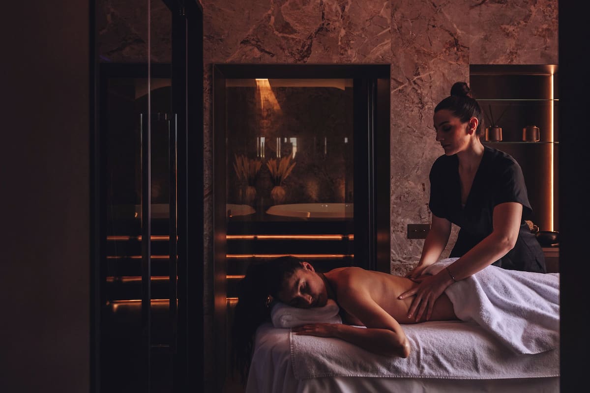 SPA Suite | 1 bedroom, hypo-allergenic bedding, down comforters, minibar