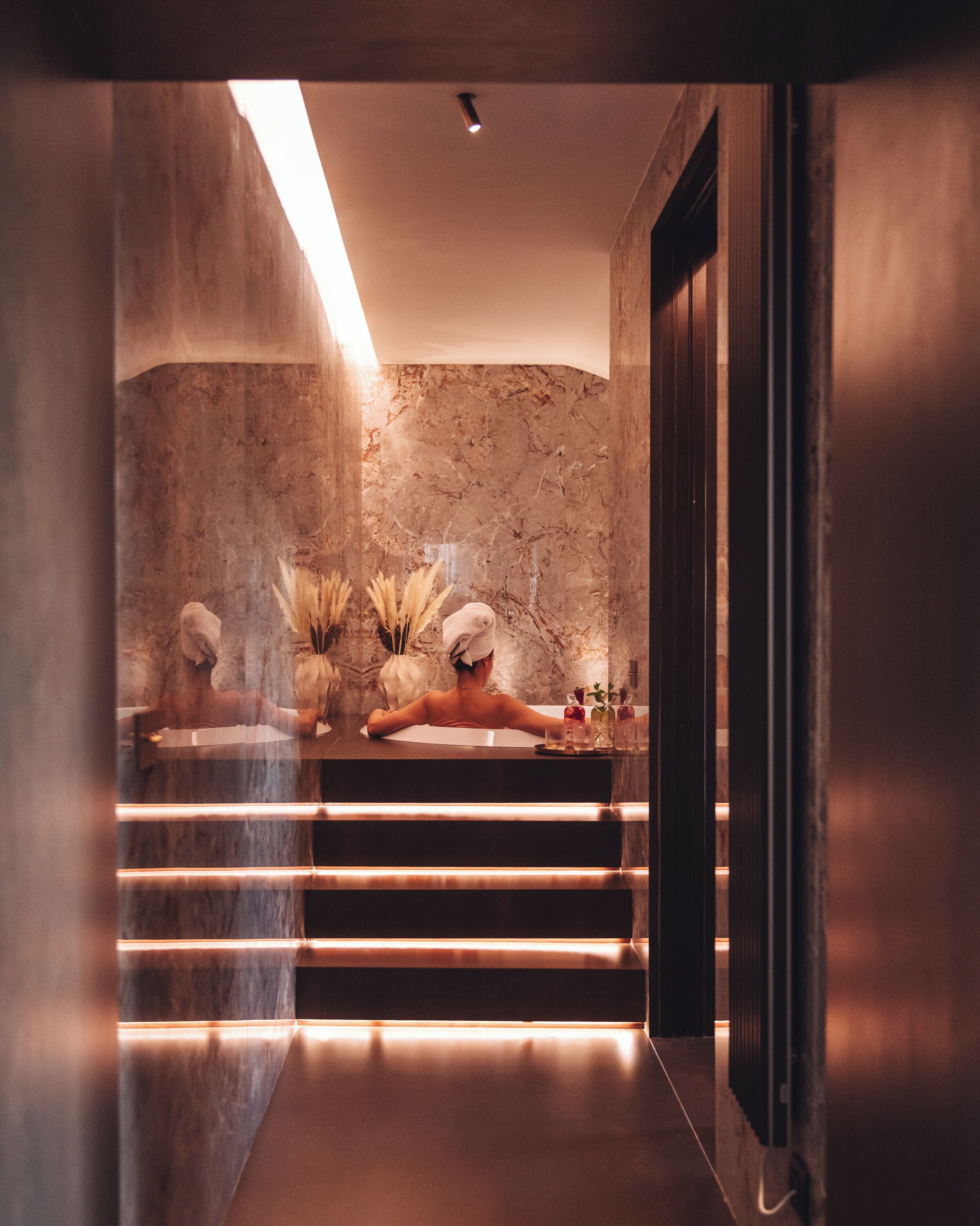 Suite | 1 dormitori, roba de llit hipoal·lergògena, cobrellits i minibar 