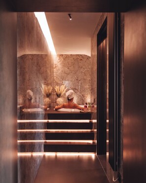 SPA Suite | 1 bedroom, hypo-allergenic bedding, down duvets, minibar