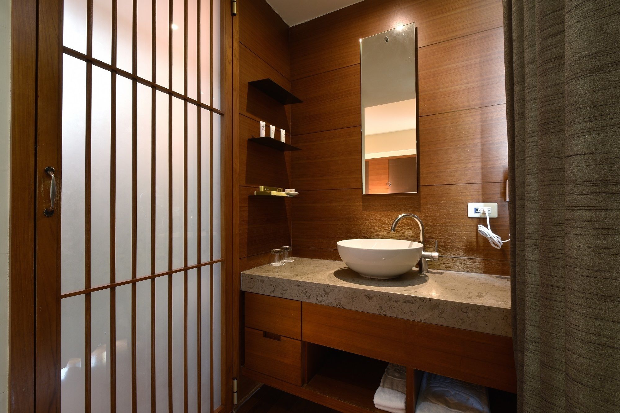 elite twin room | minibar, desk, blackout curtains, free wifi