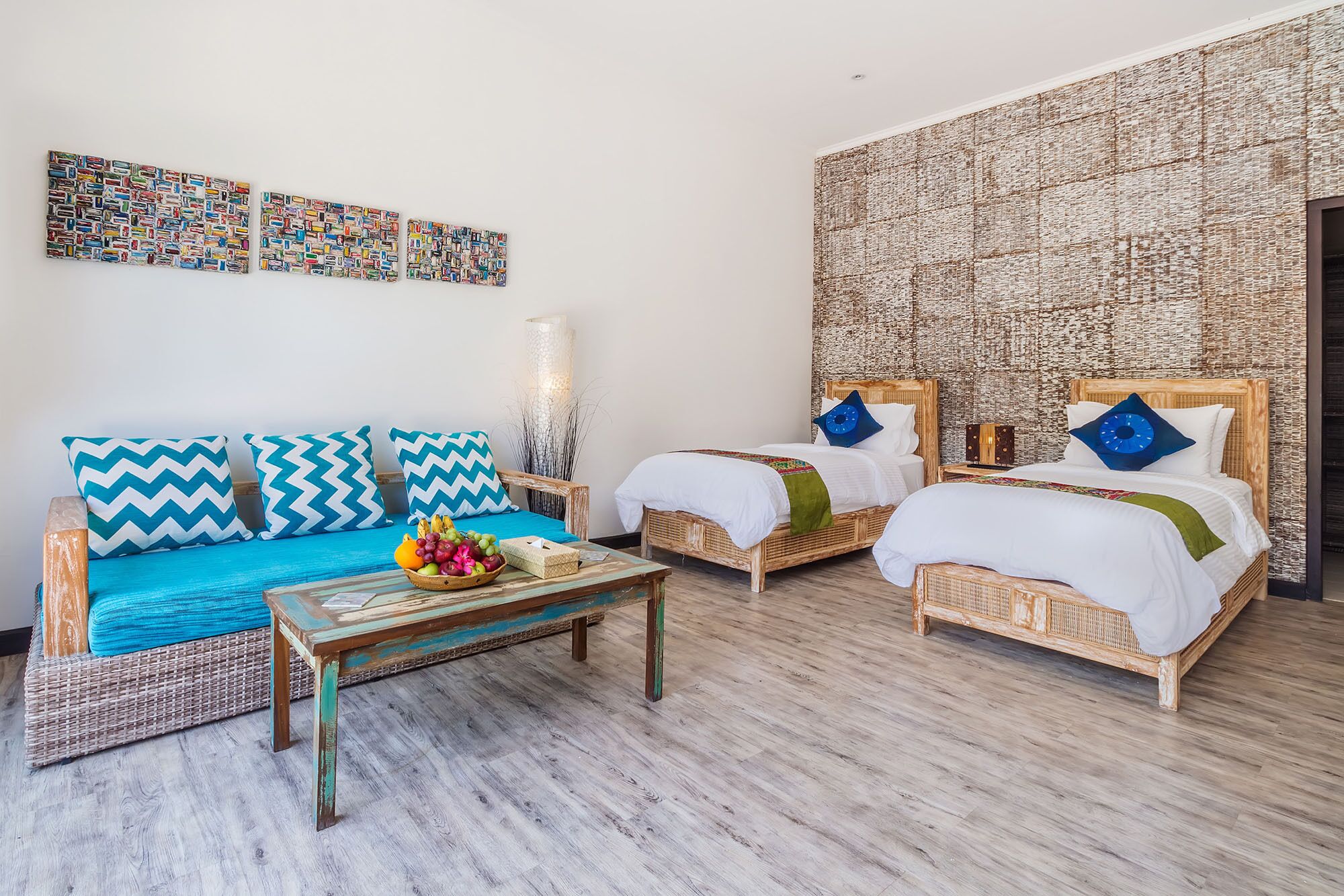 deluxe room, connecting rooms | 1 bedroom, minibar, in-room safe, desk