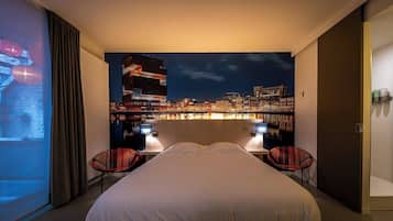 Luxury Double Room, 1 Double Bed (MAS) | Minibar, in-room safe, individually decorated, desk