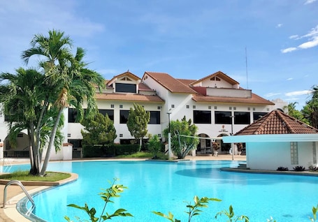 施設内の設備. DadDリゾート by Lopburi Inn Resort