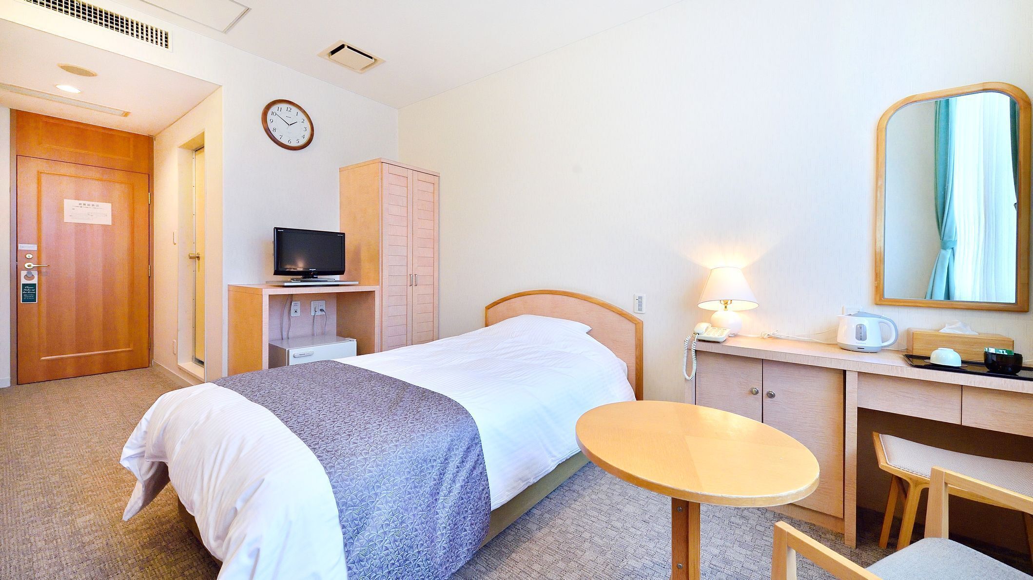Coffres-forts dans les chambres, Wi-Fi gratuit, draps fournis